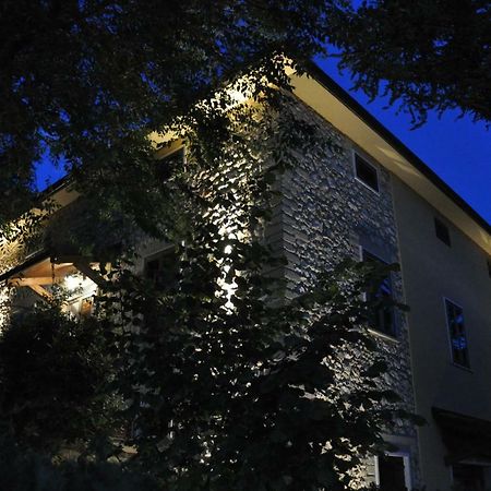 Relais Des Roches Bed & Breakfast Sona Bagian luar foto