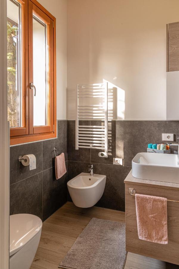 Relais Des Roches Bed & Breakfast Sona Bagian luar foto