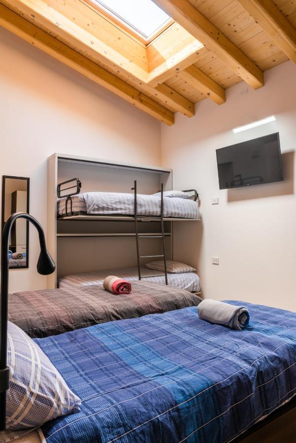 Relais Des Roches Bed & Breakfast Sona Bagian luar foto
