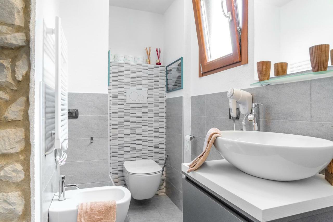 Relais Des Roches Bed & Breakfast Sona Bagian luar foto